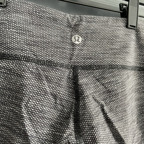 Lululemon Wunder Under Crop II 21” - Picture 3 of 4